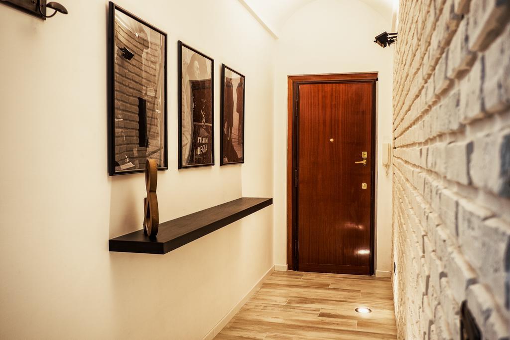 Bmga L Stylish Industrial Termini Apartment روما المظهر الخارجي الصورة